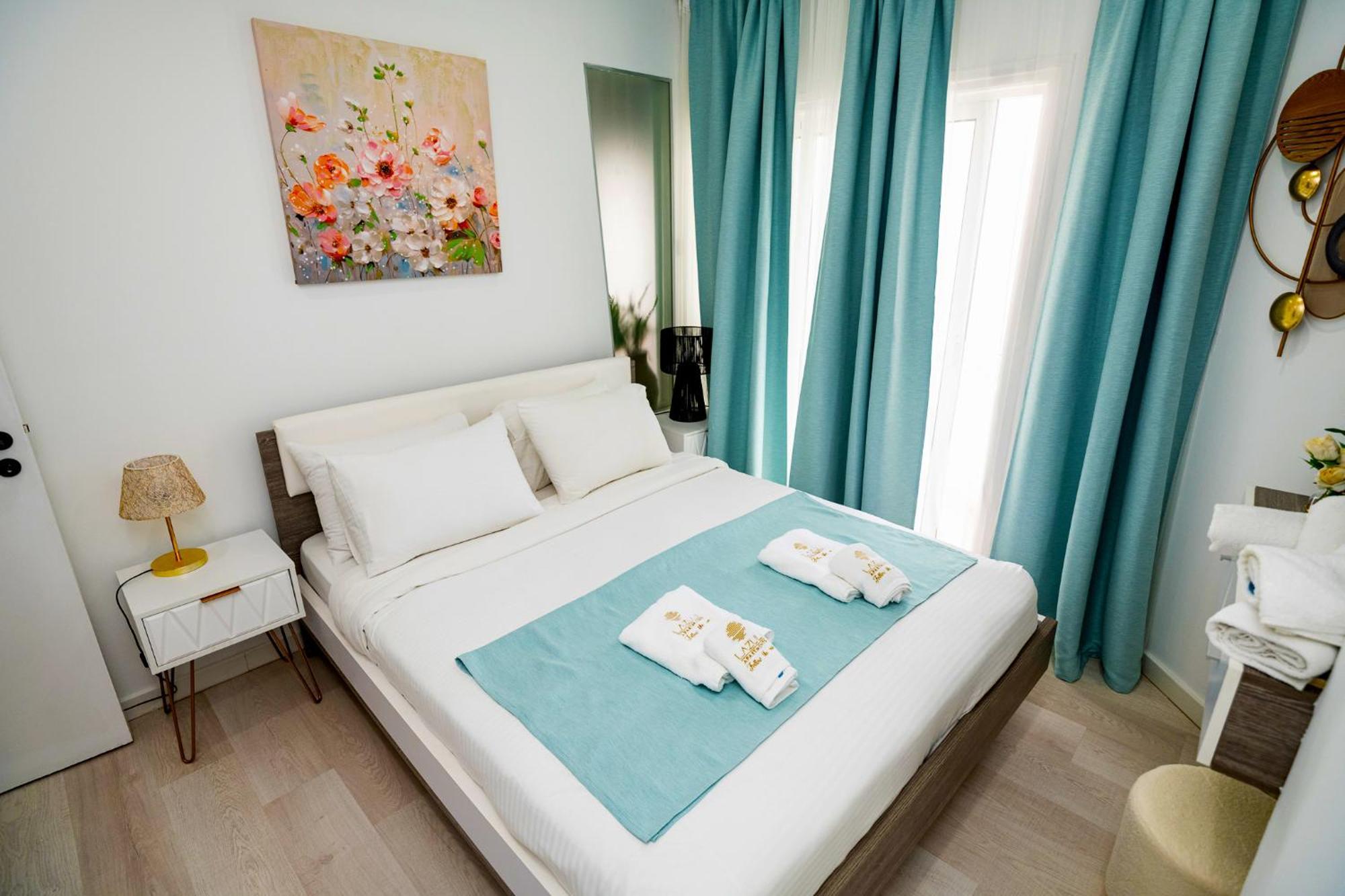 Lazuli Sea View Beachfront Ap 21 Larnaca Dış mekan fotoğraf